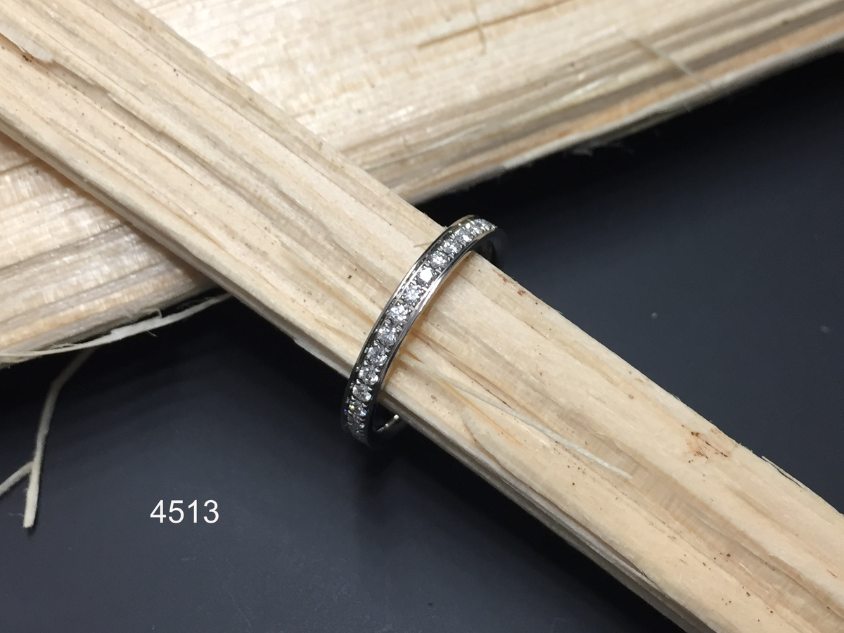 Alliance Pavé WG 1.5mm No14